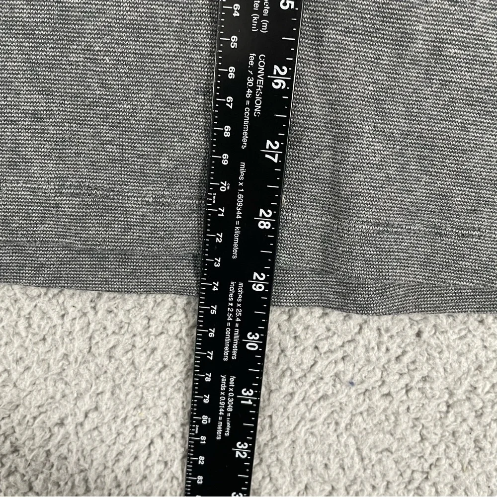 J.Crew‎ Shirt Men XL Gray Long Sleeve Henley